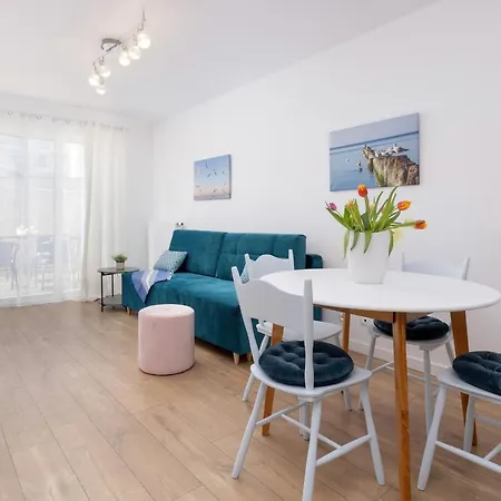 Bialy Dom By Jantar Apartment Kolobrzeg