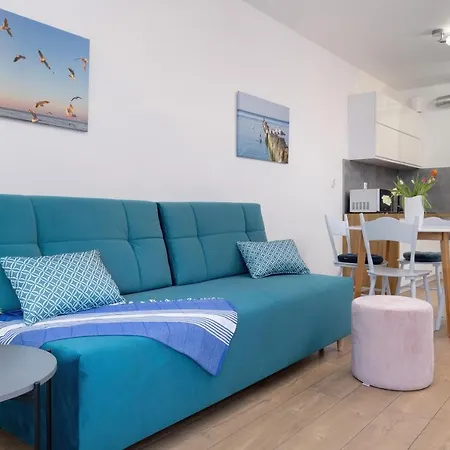 Jantar - Biały Dom * Kołobrzeg